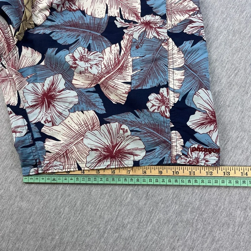 Patagonia Wavefarer Board Shorts Mens 34 Blue Floral 8